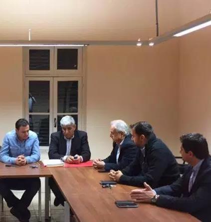 συνέδρια, εκθέσεις και άλλες εκδηλώσεις για την προώθηση των σκοπών του.