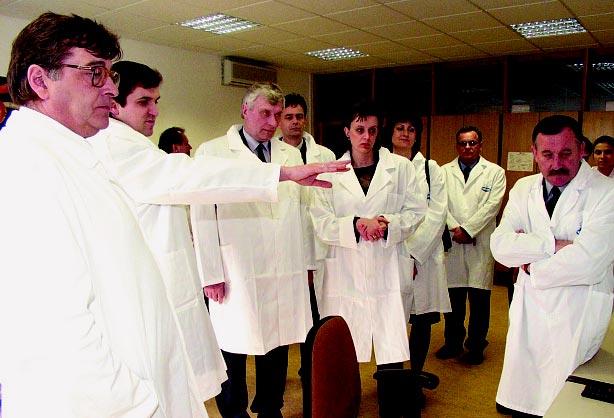 Bugarska delegacija u Podravki Velike moguênosti i interes za dobru poslovnu suradnju Broj 1599 Petak 1. oæujka 2002.