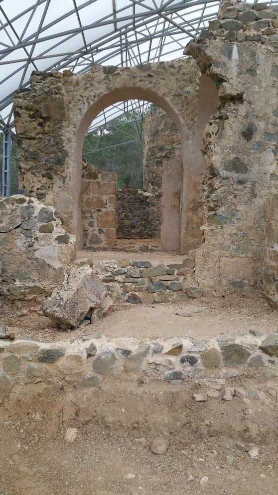 Δεύτερη Φάση: Χτίζεται η εκκλησία του Αγίου Γεωργίου (11ος αιώνας) η οποία