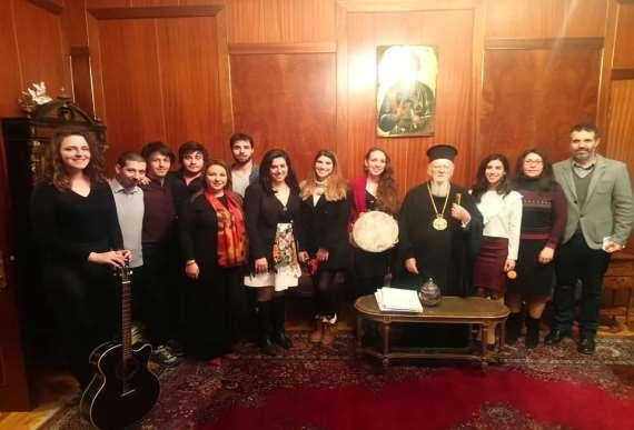 Οικουμενικό μας Πατριάρχη, σε Ιδρύματα της Ομογένειας και επίσης σε σπίτια Ρωμιών σε όλα τις περιοχές της Πόλης.