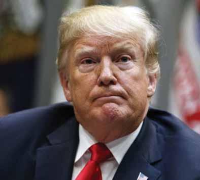 GLOBI 15 Punonjësit që përpiqen të frenojnë instinktet më të këqija të presidentit Trump, pranojnë atë që ndiejnë shumë nga ne.