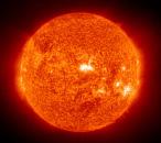 p = p = / = p. Tada vrijee za koje e anji aa Sunca iznoi: E P =, = E P = c p c P = P = E = c E = c 3 8. kg 3 p c p c 8 P = / = = = 4.74. P P 6 3.8 Vježba 83 Snaga kojo Sunce zrači iznoi 3.8 6.