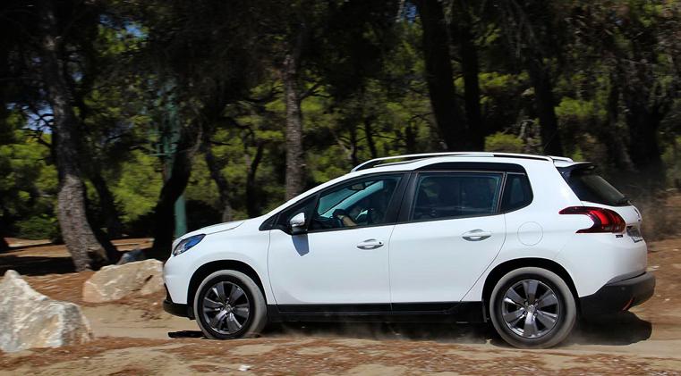 PEUGEOT 2008 ΠΑΤΗΣTE ΕΔΩ ΓΙΑ VIDEO Αναζητάς premium αύρα ακόμη κι από ένα μικρό SUV; Θα τη βρεις στο μοναδικό εσωτερικό του Peugeot 2008.