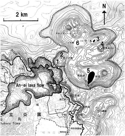 + : submerged first-islet,,: Inokojima, -: broken lines in the sea denotes the lava flow Nakanoshima,.: Iojima, /: Shinjima, 0: Doroplunging into the sea and submarine cryptodome.