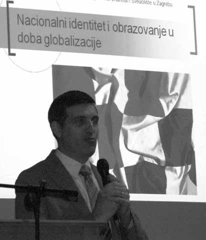 STRUČNO USAVRŠAVANJE 23 Drugi nadbiskupijski stručni skup za vjeroučitelje održan je 3. ožujka 2012. godine u Nadbiskupskom sjemeništu u Splitu, na okvirnu temu: Vjeronauk i nacionalni identitet.