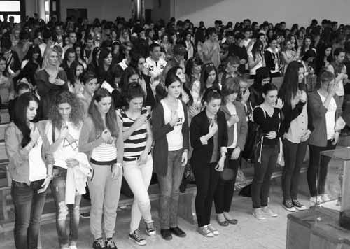 DOGAĐAJI 91 Susret maturanata Humac - Međugorje - Mostar, 31. ožujka 2012. U organizaciji Katehetskog ureda, u subotu 31.