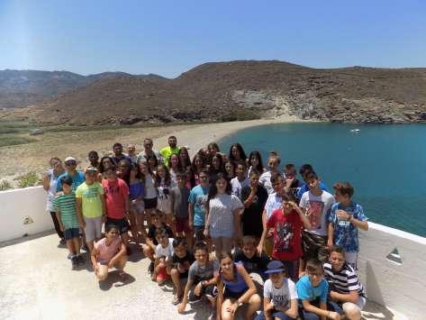 Για πρώτη φορά οργανώσαμε δύο περιόδους φιλοξενίας, στις οποίες συμμετείχαν περίπου 80 αγόρια και κορίτσια από τα σχολεία μας της Αθήνας, από διάφορες ενορίες και από τα νησιά της Τήνου και της Σύρου.