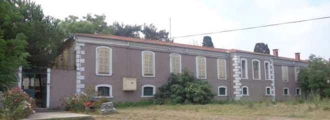 Αντιγόνη ΙΕΡΑ ΜΟΝΗ ΜΕΤΑΜΟΡΦΩΣΕΩΣ ΣΩΤΗΡΟΣ Ιστορική Αναδρομή Σύγχρονη Όψη του μοναστηριακού συγκροτήματος-κεντρική είσοδος Το συγκρότημα της Ιεράς Μονής Μεταμορφώσεως του Σωτήρος, το κτισμένο «επί το