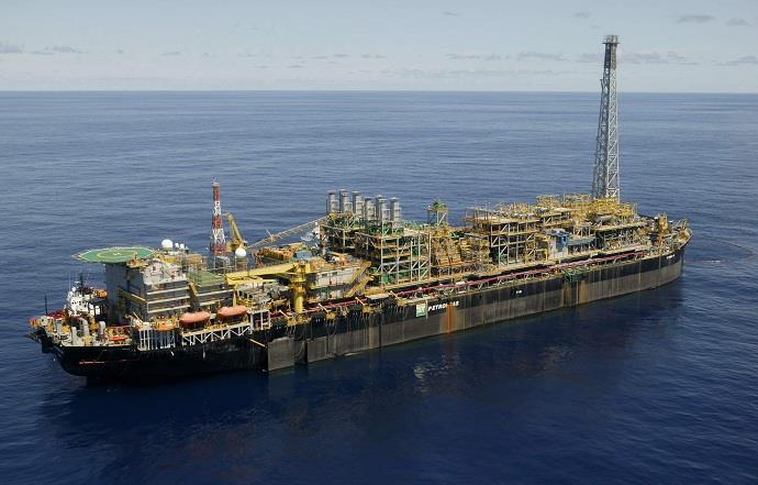4.2 FPSO: Γενική Περιγραφή Οι μεγάλης χωρητικότητας πλωτές μονάδες παραγωγής και αποθήκευσης πετρελαίου (καθώς και εκείνες του φυσικού αερίου), είναι πλοία ειδικών προδιαγραφών με κόστος κατασκευής