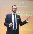 συνέχεια μίλησε για τους τρόπους με τους οποίους το e- Commerce ενισχύει την εξωστρέφεια των επιχειρήσεων.