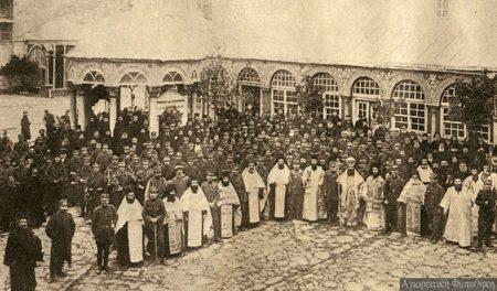 υλικό που αφορά την επικοινωνία με λαϊκούς -μεμονωμένα φυσικά πρόσωπα- αλλά και με ιδιωτικούς οργανισμούς και σωματεία.