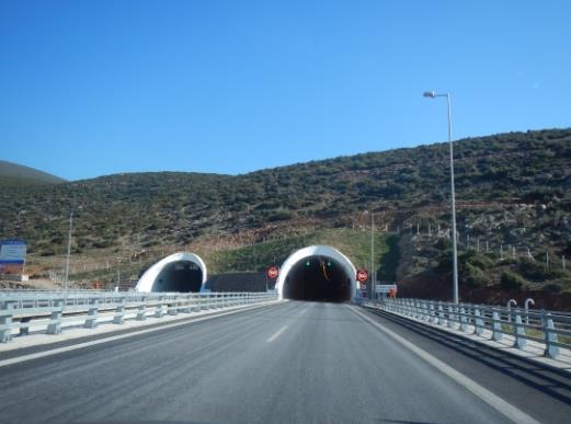 1 ΕΙΣΑΓΩΓΗ Η παρούσα Έκθεση Περιβαλλοντικής Διαχείρισης αποτελεί προσέγγιση των Διεργασιών Περιβαλλοντικής Διαχείρισης της εταιρείας λειτουργίας Κεντρική Οδός Α.Ε. για το πρώτο εξάμηνο του έτους 2018 (01.