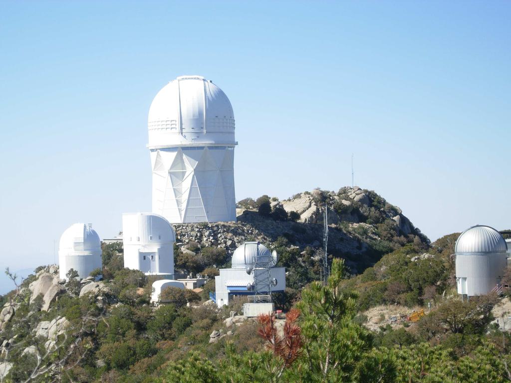 µ µ ËÕ Ñ º µ Kitt Peak National Observatoryº ÓÐ ÖÒ Ø ØÓ Mayall Ø Ð Ô Ó µ ÌÓ Ñ Mayall Ø Ð Ô Ó Credit: Leonidaki Ioanna) ØÛÒ Ø ÕÛÒ ØÓÙ ÕÖÓÒ Ó Ô Ö ÓÖ ÑÓ Ø Ø Ö Ø Ô Ö Ø Ö º Ã Ò ÕØ Ð Ñ ÒÓÒØ Ò bias,