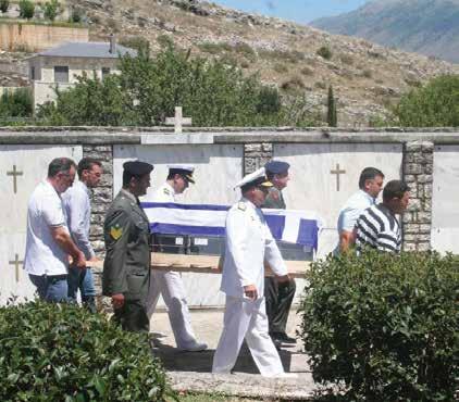 6σελ ΟΚΤΩΒΡΙΟΣ - ΔΕΚΕΜΒΡΙΟΣ 2017 ΤΙΜΗΘΗΚΑΝ ΟΙ ΗΡΩΙΚΟΙ ΠΕΣΟΝΤΕΣ ΤΗΣ ΜΑΧΗΣ ΤΗΣ ΚΟΝΙΤΣΗΣ ΤΩΝ ΧΡΙΣΤΟΥΓΕΝΝΩΝ ΤΟΥ 1947 Μὲ λαμπρότητα καὶ σεβασμὸ στὴ μνήμη τῶν πεσόντων Μαχητὼν τοῦ Ἑλληνικοῦ Στρατοῦ, τῆς
