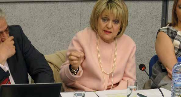 Η σχολική αποχή μαθητών από την υποχρεωτική εκπαίδευση, λόγω ασυμφωνίας γονέων ως προς το σχολείο εγγραφής/μετεγγραφής τους, έλαβε τέλος με την καθιέρωση νέας διαδικασίας εξέτασης και λήψης αποφάσεων