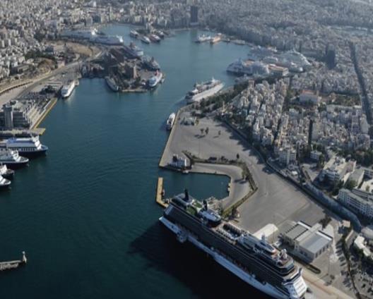δικαιώματος σχετικά με τη διαχείριση, εκμετάλλευση και λειτουργία 14 περιφερειακών αεροδρομίων στην Ελλάδα.