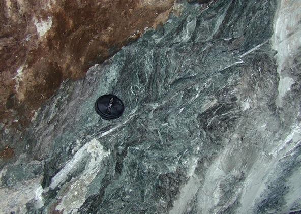 ΤΥΠΟΙ ΔΟΜΩΝ ΒΡΑΧΟΜΑΖΑΣ Διατμημένη βραχόμαζα Το