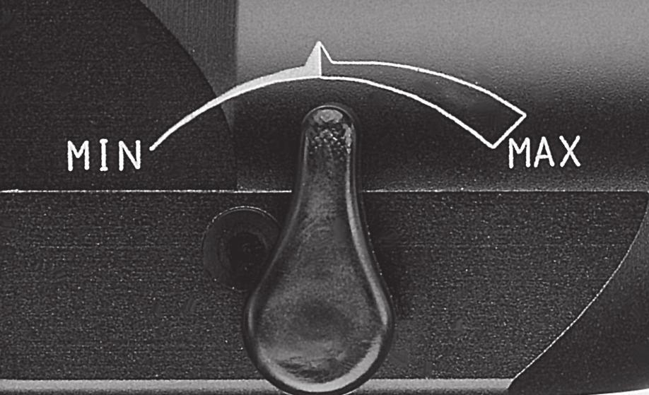 Χρήση του Compact Air Drive II Ρύθμιση του εύρους: Η κάμψη της λεπίδας του πριονιού μπορεί να αλλάξει με το προσάρτημα ταλαντούμενου πριονιού (511.800).