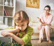 Απαραίτητη η κράτηση θέσης. 25/01 Παρασκευή - 27/01 Κυριακή VINTAGE BAZAAR ΖΩ.ΦΙ.ΨΥ. Α Πλατεία Ψυχικού (πρώην Blue Bell) Στο παζάρι vintage -και όχι μόνο!- ρούχων της Ζω.Φι.Ψυ. θα βρείτε ρούχα, τσάντες και πολλά άλλα αξεσουάρ σε άριστη κατάσταση και εξαιρετικές τιμές.