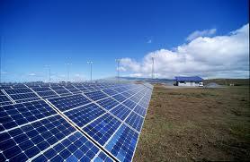 2. Ηλιακή ενέργεια Ορισμός Η ηλιακή ακτινοβολία αξιοποιείται για την παραγωγή ηλεκτρισμού με δύο τρόπους: θερμικές