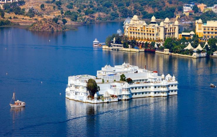 Με σημαντική ιστορική διαδρομή, η Ουνταϊπούρ γνώρισε μέρες δόξας και ευημερίας κατά τον 16ο και 17ο αιώνα.
