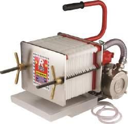 18 Ø20 550-800 298,00 COLOMBO 18 INOX 0,5 18 Ø20 550-800 414,00 ΑΝΤΛΙΕΣ COLOMBO ΓΙΑ ΦΙΛΤΡΑΡΙΣΜΑ ΕΛΑΙΟΛΑΔΟΥ ΗΡ