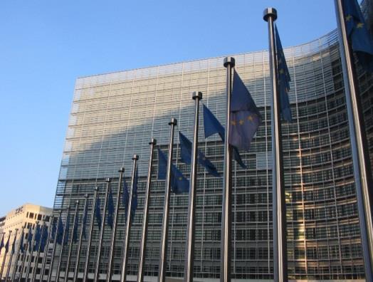 ένα ευρύ εξωτερικό δίκτυο εθνικοί