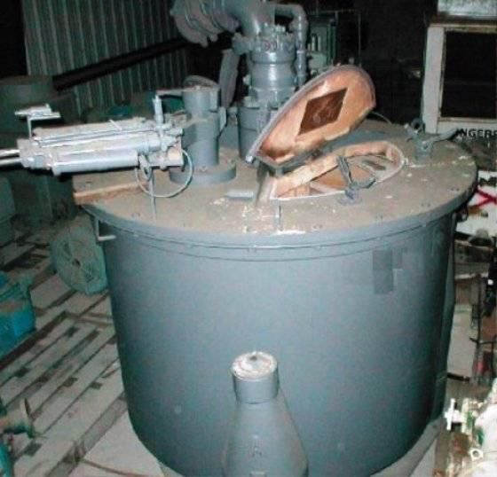 One of the very first separators, thealfa A 1, manufactured from 1882 Gustaf de Laval, inventor of the first continuously
