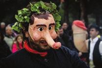 Θα διασχίσουμε την εντυπωσιακή γέφυρα της λίμνης του Πολυφύτου (Αλιάκμονα) που συνδέει τα Σέρβια με το Νομό Κοζάνης. Το τοπίο είναι θεαματικό!
