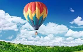 αερόστατα drones H πρώτη καταγεγραμμένη επανδρωμένη πτήση έγινε στο Παρίσι το 1783 από τους αδελφούς