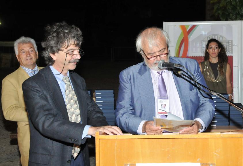αρχαία Ολυμπία στην 1η Ολυμπιάδα Επίχρυσο μετάλλιο 83 Βασίλειος Αποστολόπουλος: Επί ποδός FL Αργυρό μετάλλιο 72 Θεόδωρος Παπαηλιού: Περί ανέμων και υδάτων 72 Κωνσταντίνος Φωτίου: Ο ελληνο-ιταλικός