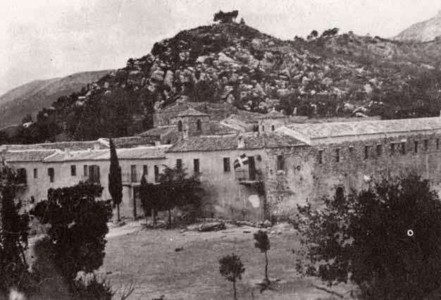 στις περιοχές Σκοπευτηρίου, Παλαιών Σφαγείων και Τζιτζιφιών Πρόγραμμα στέγασης (1932-1939) Κοινωνική δράση από