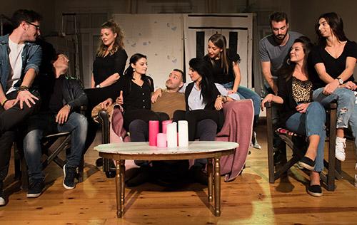 25)Κεντρική της 26)Ερασιτεχνική «Ένας Αγκάθα Δον Ζουάν Κρίστι Σκηνή Θεατρική Παρθένος» του Δημοτικού Ομάδα του
