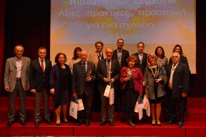 μακρά εμπειρία, που πηγάζει από τα βιώματά του, αλλά και από τη διδασκαλία του στα Πανεπιστήμια της Καταλονίας, είχε την ευκαιρία να προβάλει τα βασικά χαρακτηριστικά της μαριανής παιδαγωγικής, καθώς