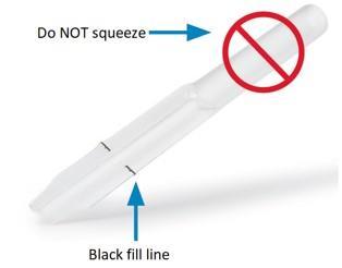 ΣΗΜΕΙΩΣΗ 2: Κατά τη δειγματοληψία, μην πιέζετε το σωληνάριο Microsafe. Μην καλύπτετε τις οπές εξαέρωσης στη μαύρη γραμμή πλήρωσης. Αφήστε το υγρό να φτάσει στη γραμμή πλήρωσης πριν συνεχίσετε.