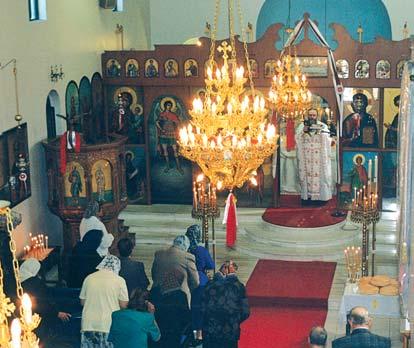 ΑΠΟ Θεία Λειτουργία στὸν Ιερὸ Ναὸ τῶν Αγίων Αναργύρων, στὸ Σύδνεϋ τῆς Αὐστραλίας, ὅπου εἶχε μεταβῆ ὁ Αἰδεσιμ. Πρωτοπρ. π. Απόστολος Καγιόγλου ἐξ Αθηνῶν, κατόπιν εὐλογίας τοῦ Σεβασμ. Μητροπολίτου κ.