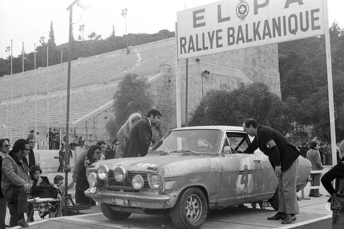 ούτε βίδα». «Έχε σου, υπάρχει Τερματισμός, Pάλυ Τζώνυς εικός ο6 :17, '71. Μίμς σν Sipahi Kadett Γεωργίτσς τρί 6 :30 ). φοράει θέσ Πάνω minilite ο Χρ. ς σ Ράπς. Τζ. ράμπα ελαστικά Πεσμαζόγλου διακρίνονι (φωτό αρχείο άσφαλ, Αχ.