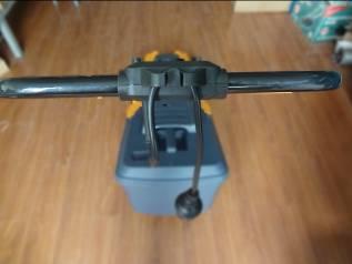 cable. Starting and Stopping your Lawn Mower To switch the Lawn Mower on proceed as follows: Press and hold in the safety Lock-Off Button located on the Switch Box 7.