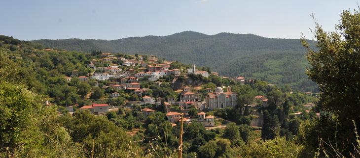 είι. Εύκολα γρήγορο, ευχάρισ εύσχο, ύ Cooper S, είι πολύ πιο γάλο, πιο ογκώδες, πιο βαρύ, πιο δυτό ν προπάρα αλλά είπα, πράγμα αλλάζουν. Καθώς έχου δεθεί περισσότερο, ήρθαν οι στάλες της βροχής.