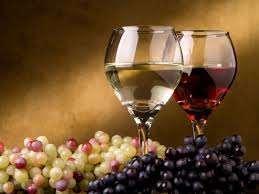 Μέτρια κατανάλωση αλκοόλ Οι φαινολικές ενώσεις του κρασιού μειώνουν την οξείδωση της LDL-c και το οξειδωτικό στρες βελτιώνοντας την ενδοθηλιακή λειτουργία.