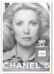 Ένα ενδεικτικό παράδειγμα Ως μη γλωσσικό παράδειγμα του τι συνιστά σημείο, η Judith Williamson προτείνει τη διαφήμιση του αρώματος CHANEL 5 από την Catherine Deneuve.