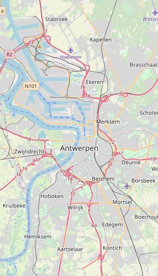 504 κατοίκους, είναι η πιο πυκνοκατοικημένη πόλη στο Βέλγιο και με 1.