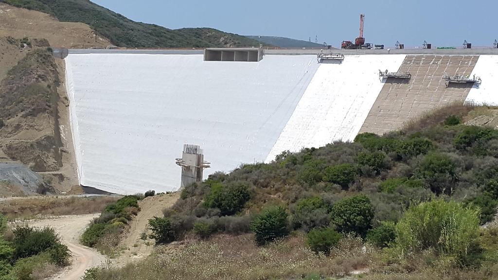 Διάστρωση γεωσύνθετου