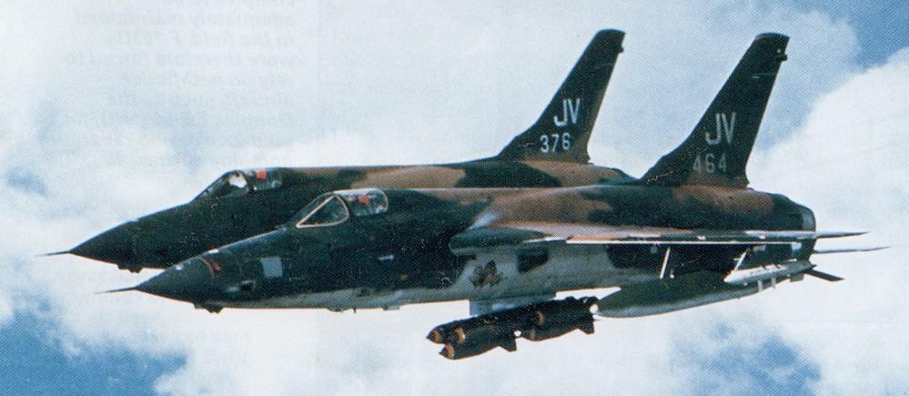 F-105 Thuds Το κύριο αεροπλάνο βομβαρδισμού