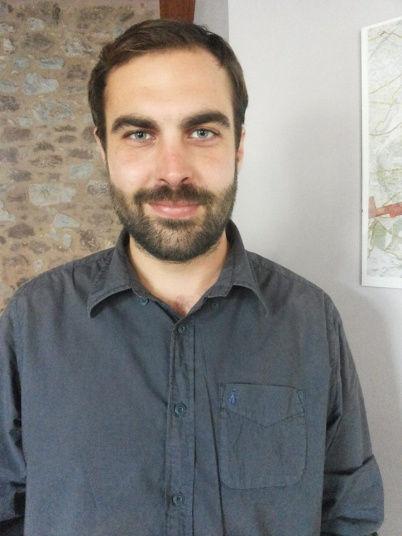 ΒΙΟΓΡΑΦΙΚΟ ΣΗΜΕΙΩΜΑ ΠΡΟΣΩΠΙΚΕΣ ΠΛΗΡΟΦΟΡΙΕΣ: ΟΝΟΜΑΤΕΠΩΝΥΜΟ: Καρούµπης Ευστ. Γεώργιος ΙΕΥΘΥΝΣΗ: Αθ.
