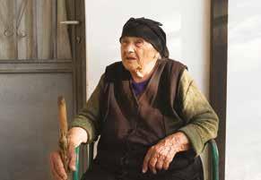 Παραγωγοι Producers Μαρι α Γεντε κου Maria Gentekou Παραγωγη Production Portolanos Films Συμπαραγωγη Co-Production ΕΡΤ ERT Επικοινωνι α Contact Portolanos Films, gentekou@otenet.