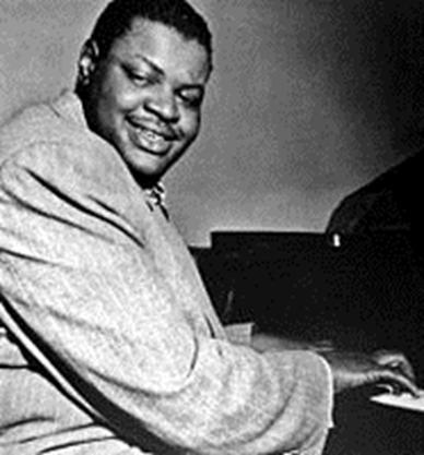 OSCAR PETERSON Ο Oscar Emmanuel Peterson, (15 Αυγούστου 1925-23 Δεκεμβρίου 2007) ήταν καναδός τραγουδιστής και συνθέτης τζαζ.