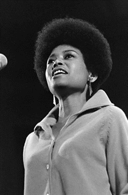 ABBEY LINCOLN Η Άννα Μαρία Γουόλτριτζ (6 Αυγούστου 1930-14 Αυγούστου 2010) πιο γνωστή με