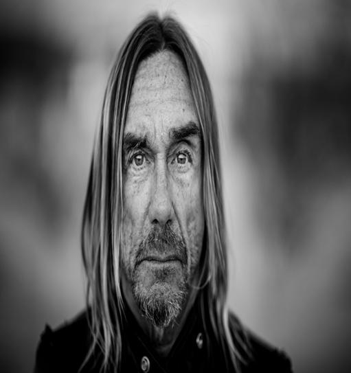 IGGY POP O Τζέιμς Νιούελ Όστερμπεργκ Τζούνιορ, γνωστός με το καλλιτεχνικό όνομα Iggy Pop, είναι τραγουδιστής και συνθέτης της ροκ μουσικής, όπως και ηθοποιός.