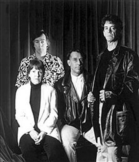 Οι The Velvet Underground ήταν ροκ συγκρότημα από την Νέα Υόρκη.